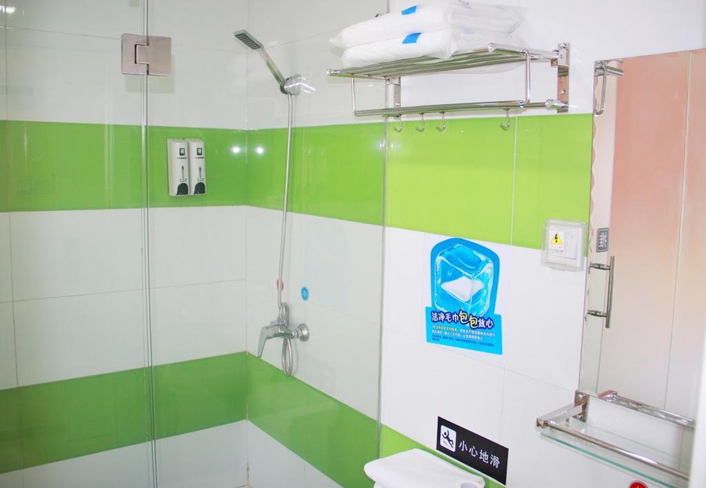 7Days Inn Sanqiao Hou Ba Kujjang Kültér fotó