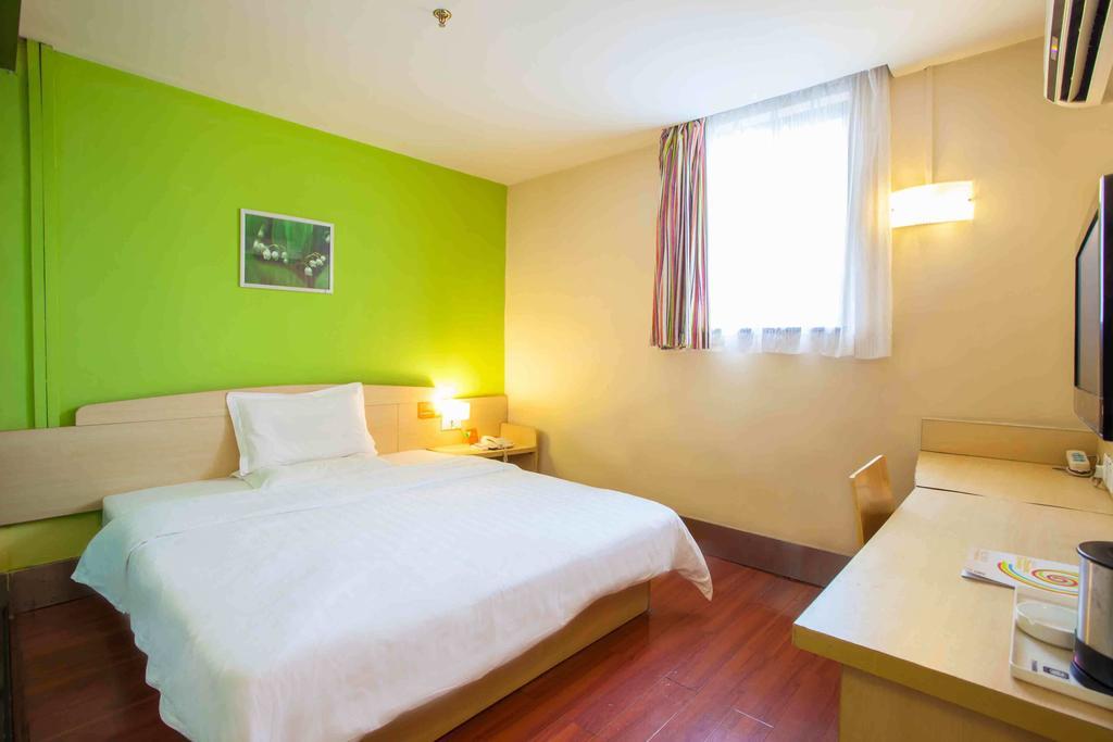 7Days Inn Sanqiao Hou Ba Kujjang Szoba fotó